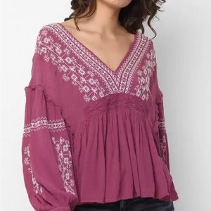 NWT American Eagle Pink Long Sleeve Top Blouse Embroidered Crochet lace Size M